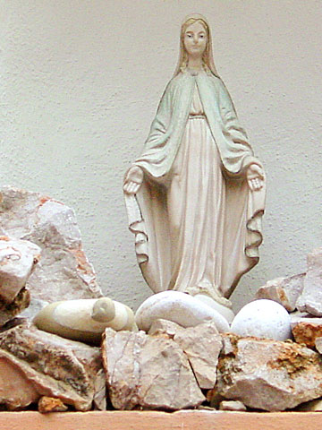 Madonna with stones