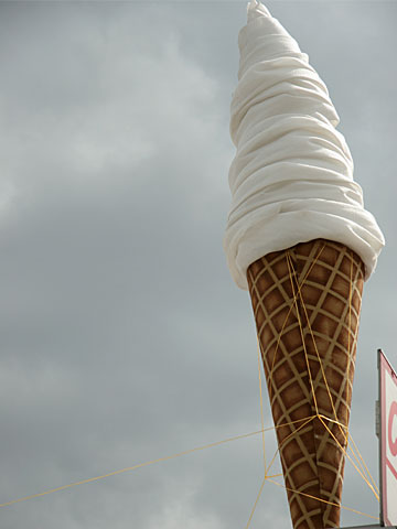 Ice-cream cone 02