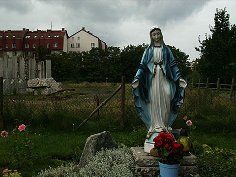 Madonna with new building chapel